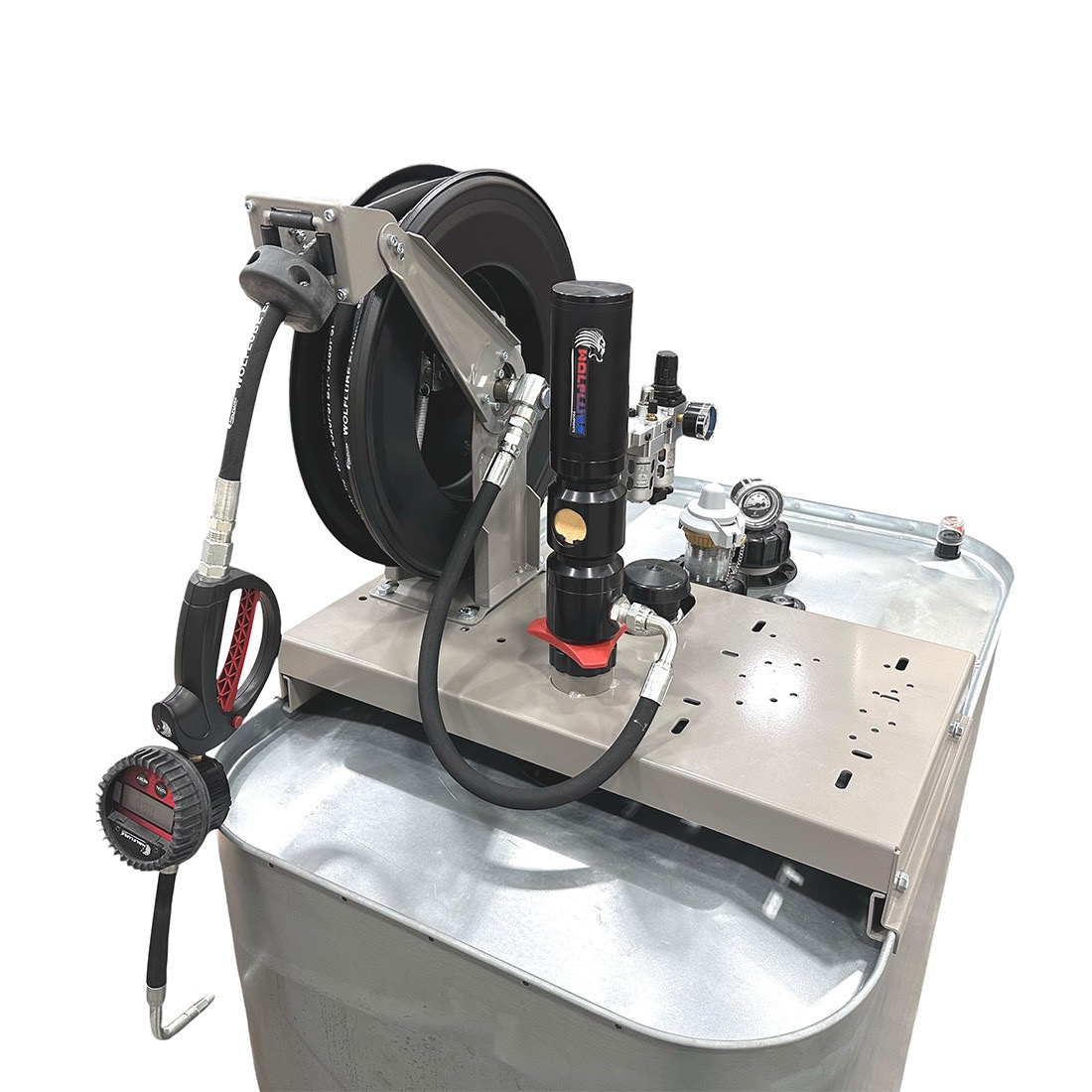 Double Wall Metal Tank with 264 GAL Capacity, with 5:1 Pump, 50ft Hose Reel & Digital Control Handle - Image 2